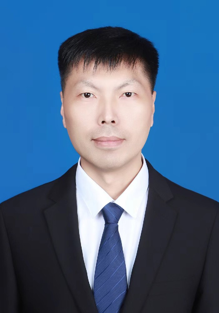 华人策略celue地址校长助理 宋森